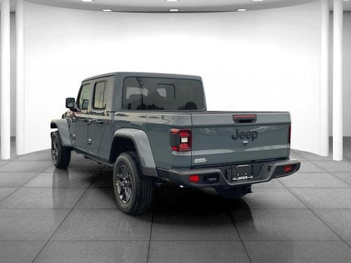 2025 Jeep Gladiator Sport S