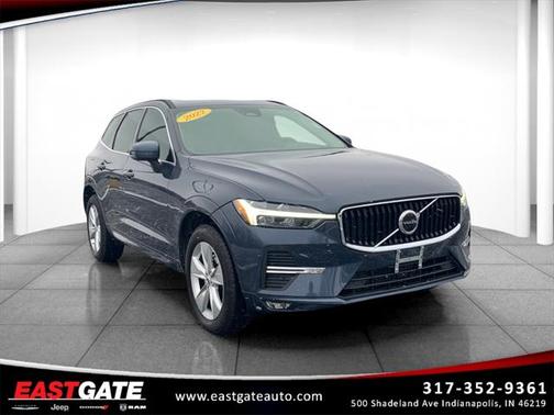 2022 Volvo XC60 B5 Momentum
