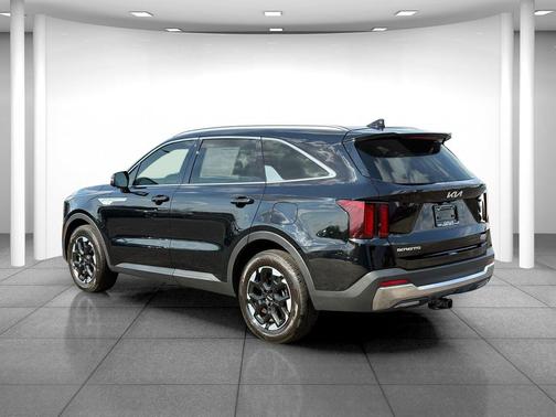 Ebony Black 2024 Kia Sorento S
