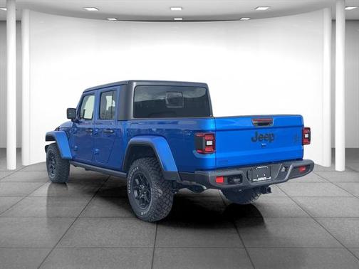 2025 Jeep Gladiator Willys