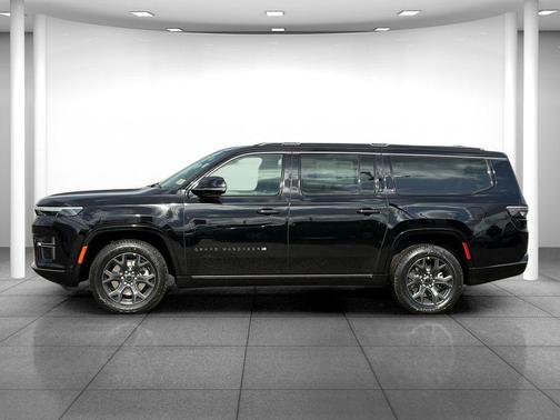 High Gloss Black 2026 Jeep Grand Wagoneer L Limited Altitude 4x4