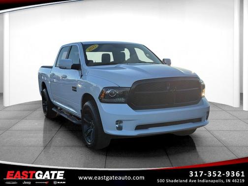 2017 RAM 1500 Night Crew Cab 4x4 5'7' Box