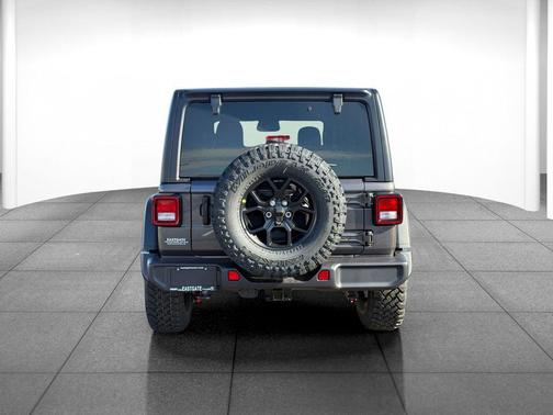 Granite Crystal Metallic Clearcoat 2026 Jeep Wrangler Willys