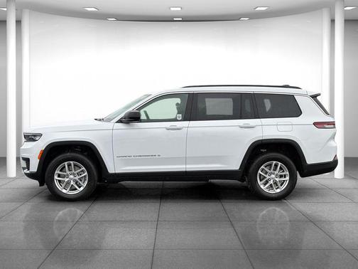 Bright White Clearcoat 2026 Jeep Grand Cherokee L Altitude