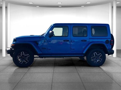 2026 Jeep Wrangler 4-Door Sahara 4x4