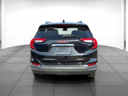 2023 GMC Terrain AWD AT4