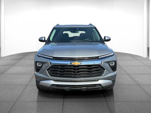 Sterling Gray Metallic 2024 Chevrolet Trailblazer LT