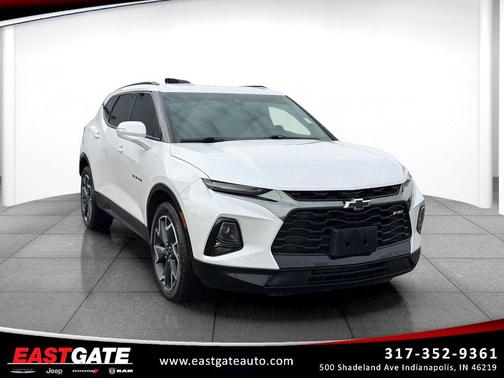 Iridescent Pearl Tricoat 2021 Chevrolet Blazer RS
