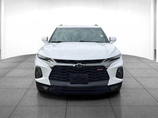 Iridescent Pearl Tricoat 2021 Chevrolet Blazer RS