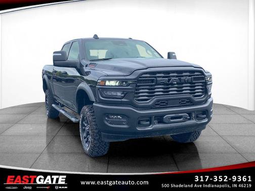 Diamond Black Crystal Pearlcoat 2026 RAM 2500 Tradesman Crew Cab 4x4 6'4' Box