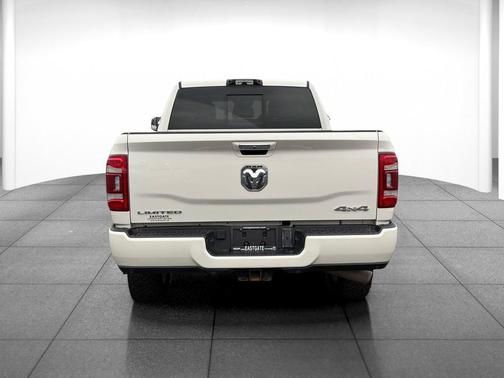 2022 RAM 3500 Limited Mega Cab 4x4 6'4' Box