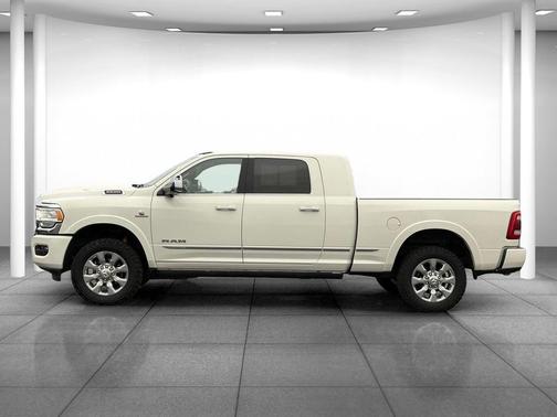 2022 RAM 3500 Limited Mega Cab 4x4 6'4' Box