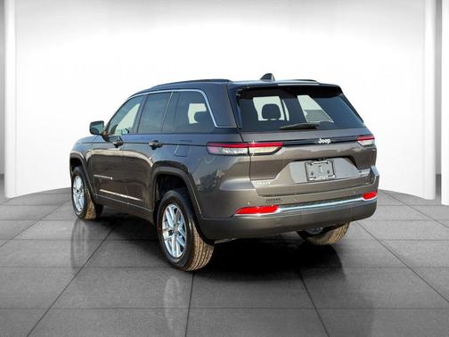 2026 Jeep Grand Cherokee Altitude