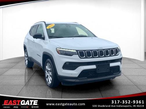 2023 Jeep Compass Latitude Lux