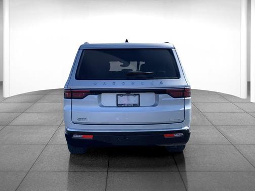 2024 Jeep Wagoneer Series III 4x4