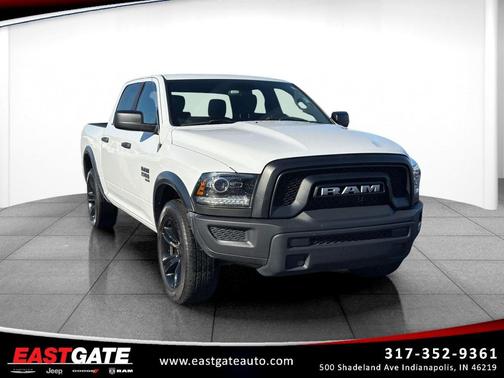 2024 RAM 1500 Classic Warlock Crew Cab 4x4 5'7' Box