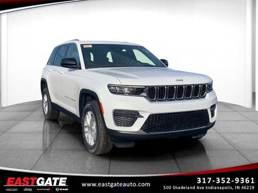 2025 Jeep Grand Cherokee Laredo