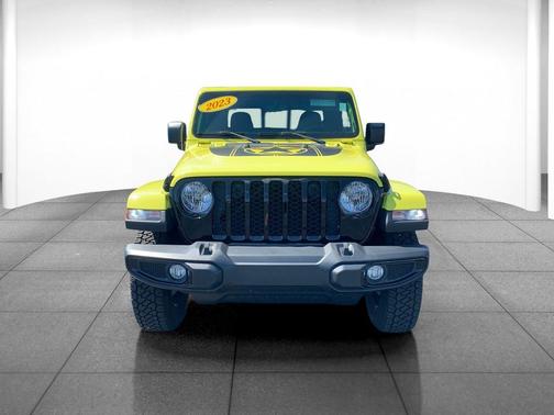 2023 Jeep Gladiator Willys 4x4