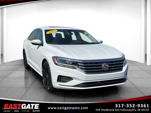Pure White 2021 Volkswagen Passat 2.0T SE