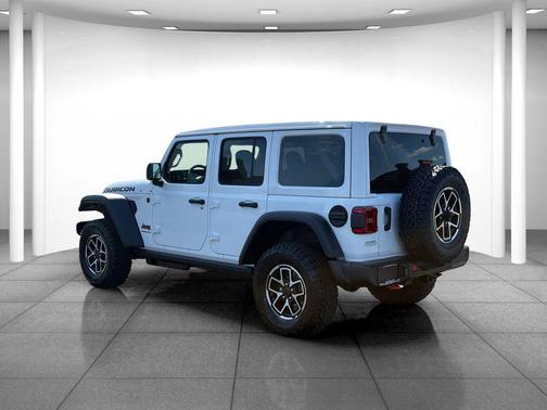 Bright White Clearcoat 2026 Jeep Wrangler Rubicon