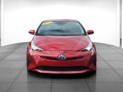 Hypersonic Red 2018 Toyota Prius Three