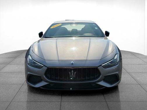 Grigio Metallic 2022 Maserati Ghibli Modena Q4