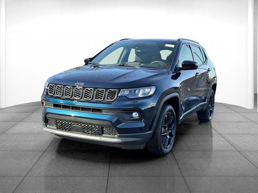 Fathom Blue Pearl Coat 2026 Jeep Compass Latitude