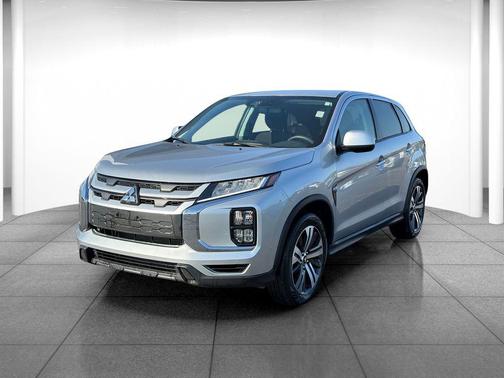 White Diamond 2025 Mitsubishi Outlander Sport