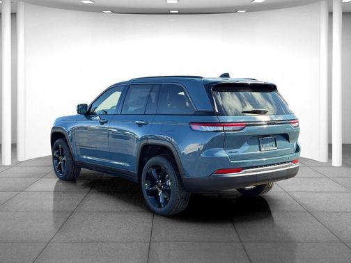 Steel Blue 2026 Jeep Grand Cherokee Limited
