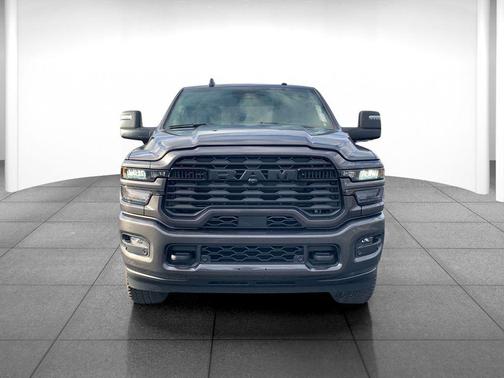 Granite Crystal Metallic Clearcoat 2026 RAM 2500 Big Horn Crew Cab 4x4 8' Box