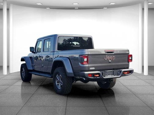 Granite Crystal Metallic Clearcoat 2026 Jeep Gladiator Mojave 4x4