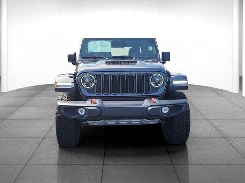 Granite Crystal Metallic Clearcoat 2026 Jeep Gladiator Mojave 4x4