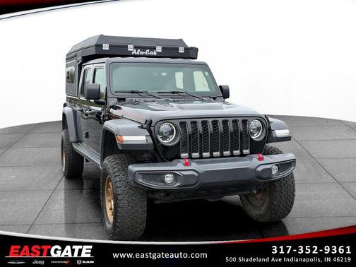 Black Clearcoat 2023 Jeep Gladiator Rubicon