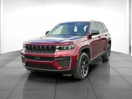 Velvet Red Pearlcoat 2026 Jeep Grand Cherokee Altitude