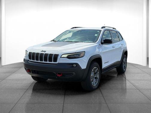 Bright White Clearcoat 2022 Jeep Cherokee Trailhawk