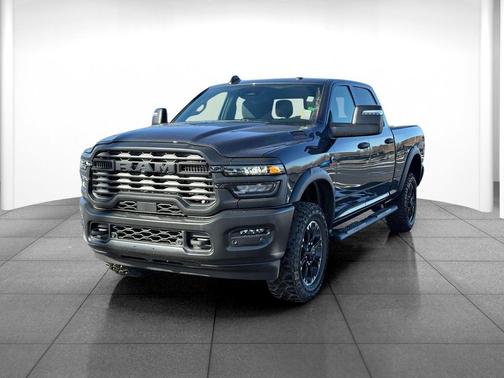 2025 RAM 2500 Big Horn Crew Cab 4x4 6'4' Box