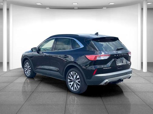 2021 Ford Escape Titanium