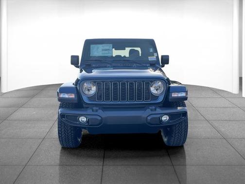 2025 Jeep Gladiator Nighthawk