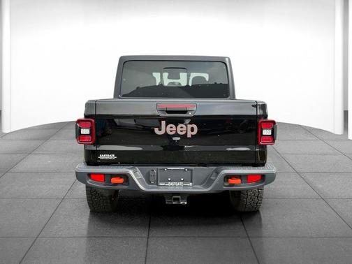 2025 Jeep Gladiator Mojave 4x4