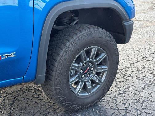 Dynamic Blue Metallic 2024 GMC Sierra 1500 AT4X