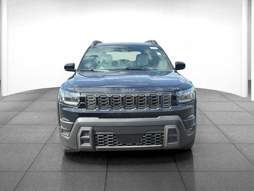 Diamond Black Crystal Pearlcoat 2026 Jeep Cherokee Limited