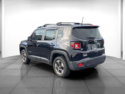 2021 Jeep Renegade Jeepster 4x4