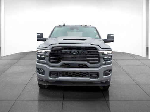 Ceramic Gray Clearcoat 2026 RAM 3500 Laramie Crew Cab 4x4 8' Box