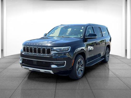 Diamond Black Crystal Pearlcoat 2024 Jeep Wagoneer L Series II 4x4