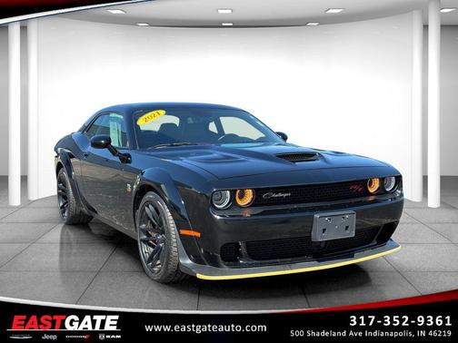 Pitch Black Clearcoat 2021 Dodge Challenger R/T Scat Pack Widebody