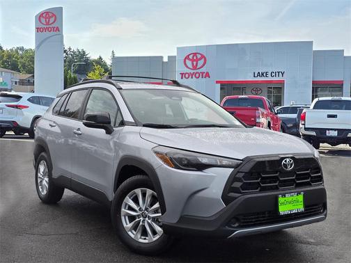 2026 Toyota Corolla Cross LE