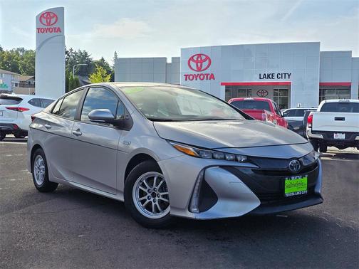 2022 Toyota Prius Prime XLE