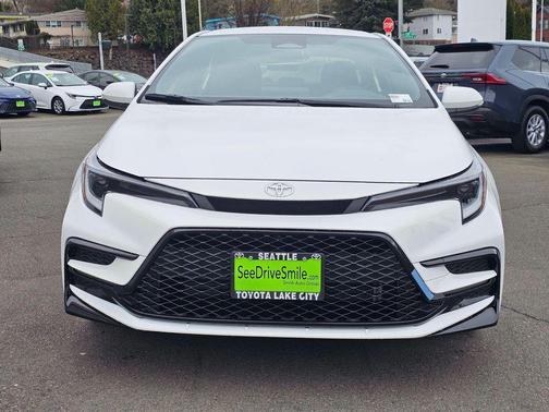 2026 Toyota Corolla Hybrid SE