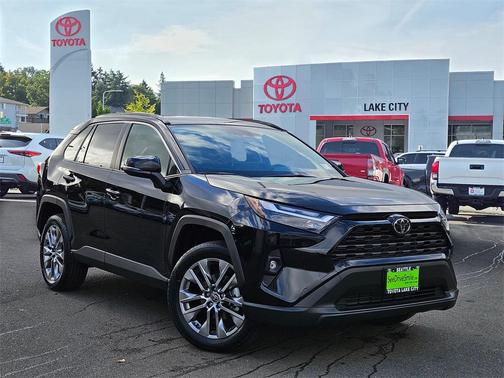2025 Toyota RAV4 XLE Premium
