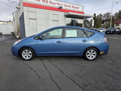 2004 Toyota Prius Base